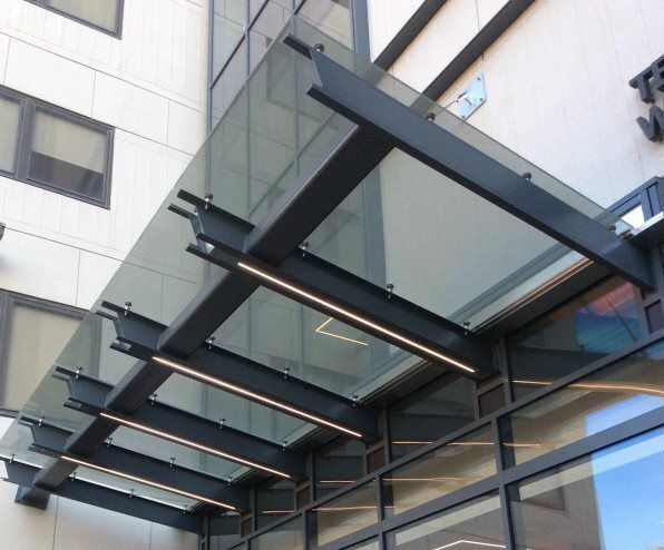 canopy glass 123